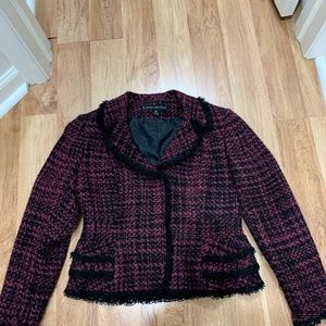 Woman’s jacket size 8 P
